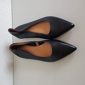 J. Crew Black Leather Upper pointed toe Flats shoes size 8.5